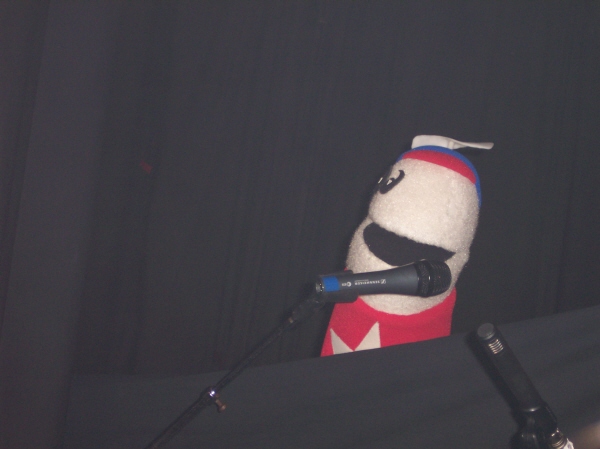 File:TMBG Homestar closeup 20040925.jpg